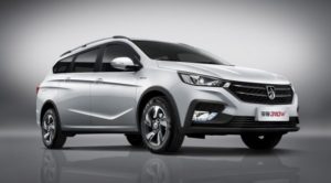 General Motors ���������� ����������� ��������� Baojun 310 Wagon