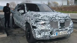 ����� Mercedes-Benz GLS �������� �� ������ � ������������